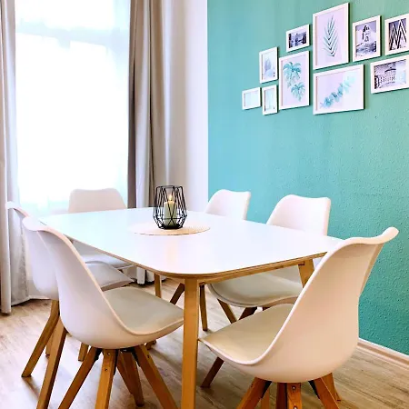 Zentrumsnahe Mit Ruhigem Balkon - 